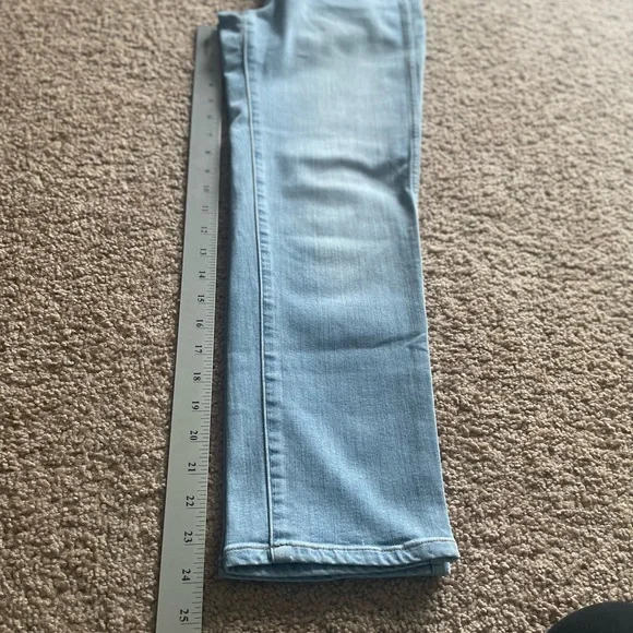 Madewell Mid Rise Stovepipe jeans - Picture 6 of 9